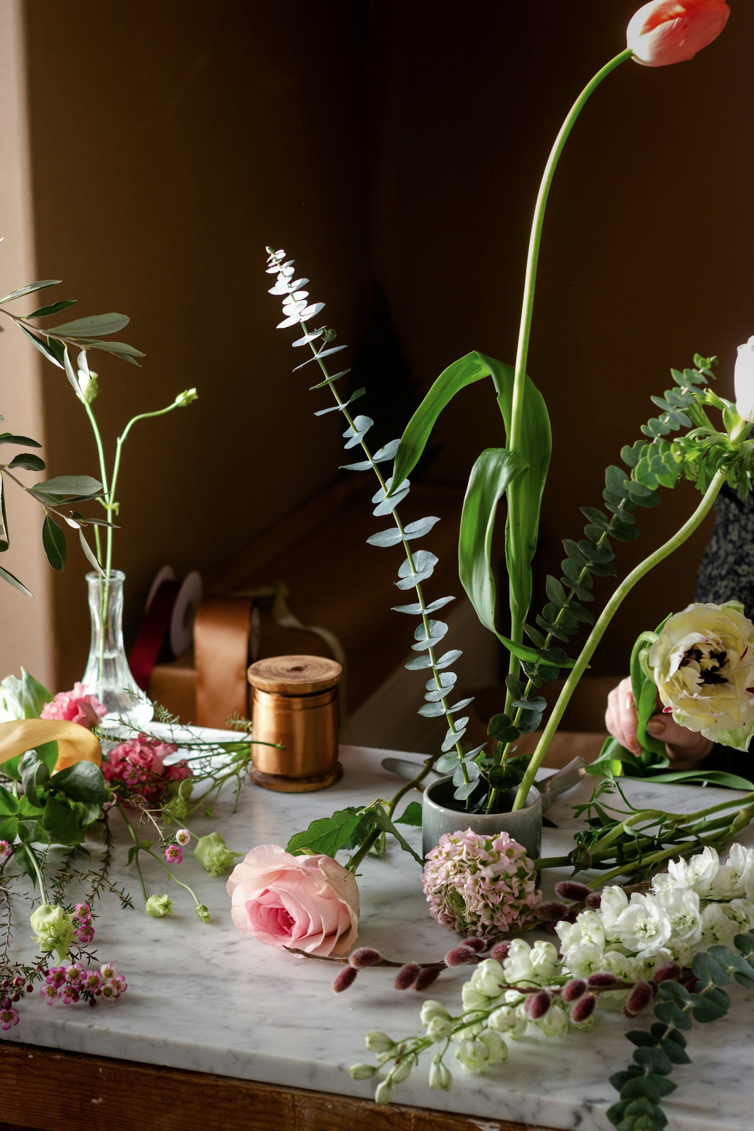 Elegancia floral para celebraciones íntimas y especiales